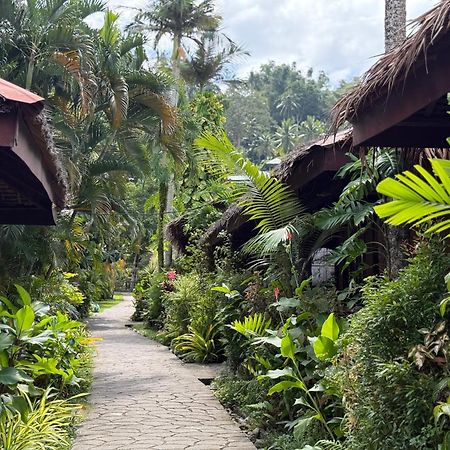 Garden Of Eden Dive Resort Пуерто Галера Екстериор снимка