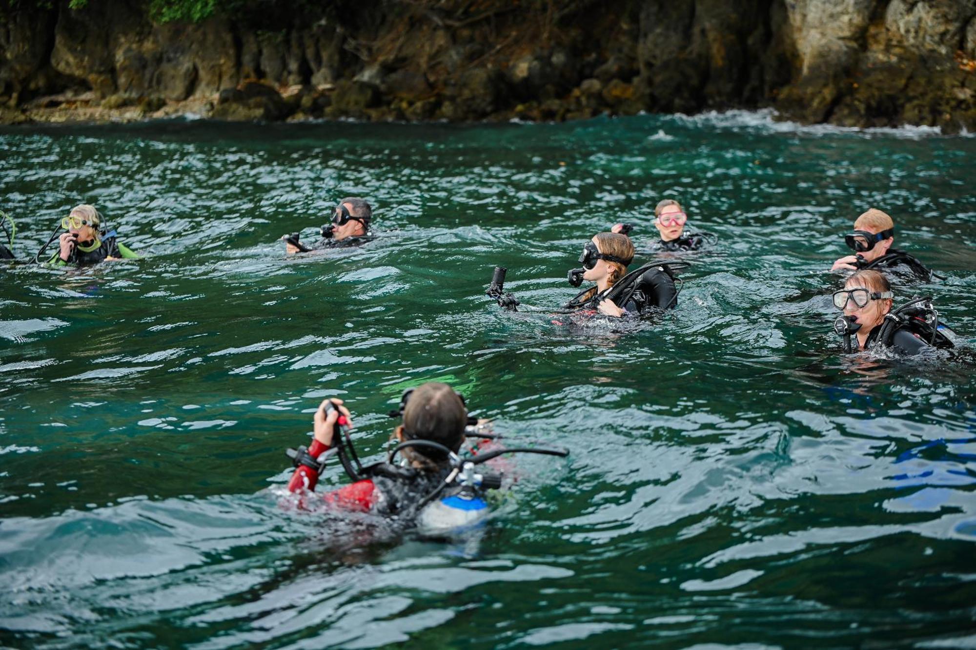 Garden Of Eden Dive Resort Пуерто Галера Екстериор снимка