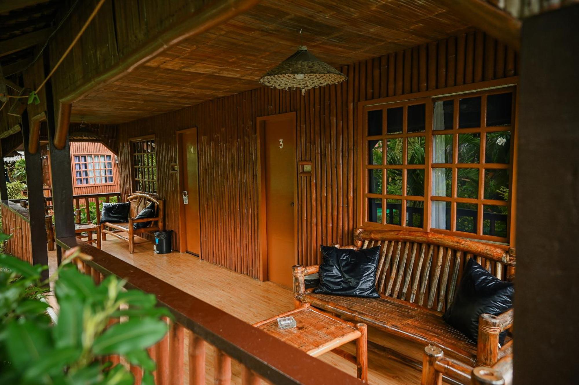 Garden Of Eden Dive Resort Пуерто Галера Екстериор снимка