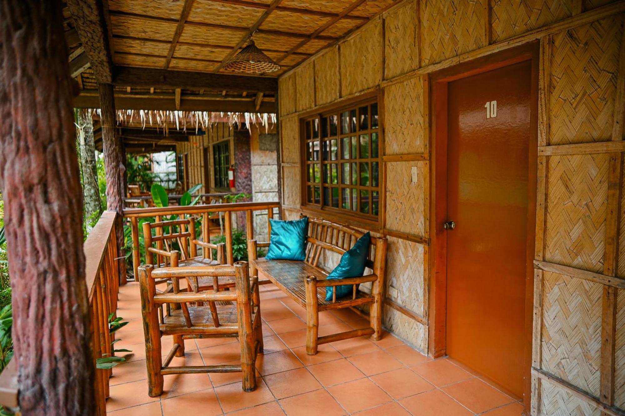 Garden Of Eden Dive Resort Пуерто Галера Екстериор снимка