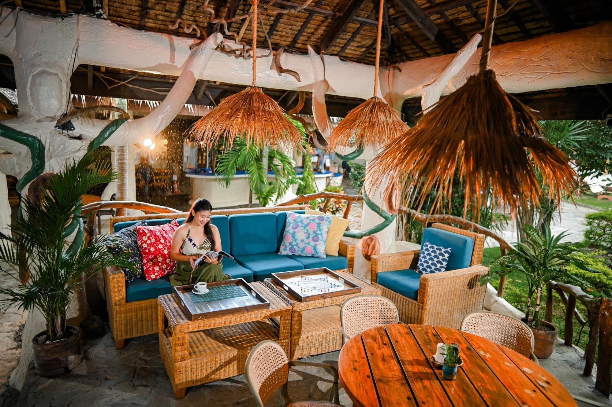 Garden Of Eden Dive Resort Пуерто Галера Екстериор снимка