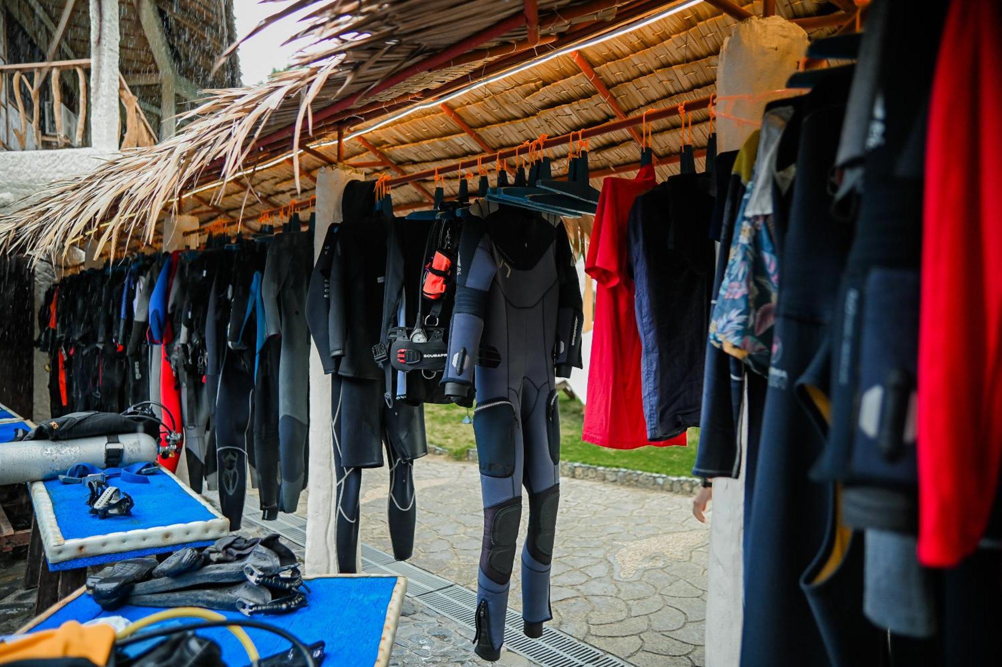 Garden Of Eden Dive Resort Пуерто Галера Екстериор снимка