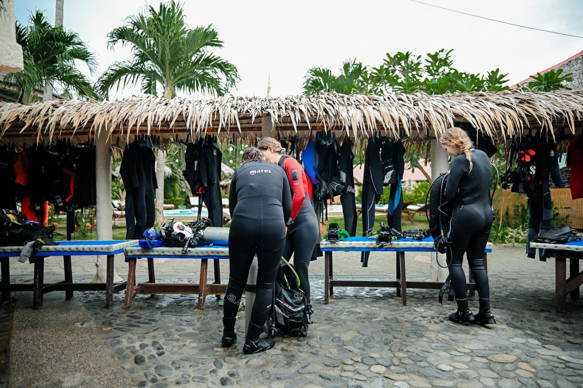 Garden Of Eden Dive Resort Пуерто Галера Екстериор снимка